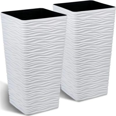 Large Plastic Pots 1 5 400x400