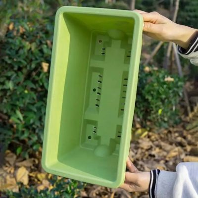Large Plastic Pots 3 4 400x400