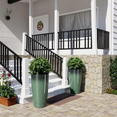 Large Plastic Pots 6 19 400x400