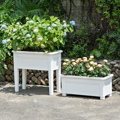 Plastic Pots 3 12 400x400