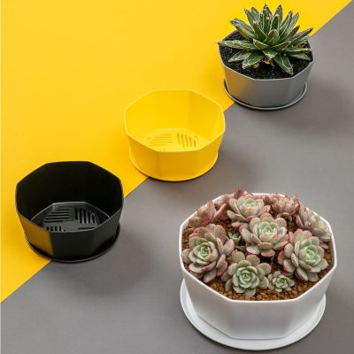 Plastic Pots 3 4 400x400