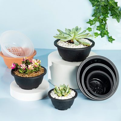 Plastic Pots 4 11 400x400
