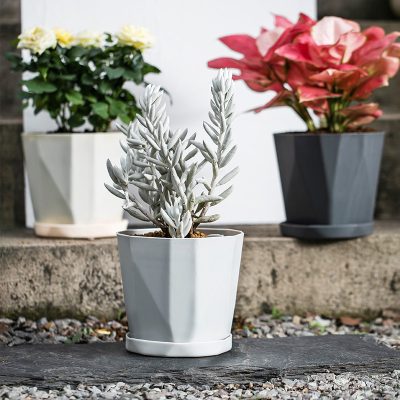 Plastic Pots 5 1 400x400