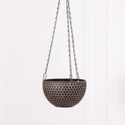 Plastic Hanging Baskets 1 12 400x400