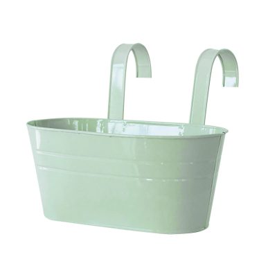 Plastic Hanging Baskets 3 2 400x400