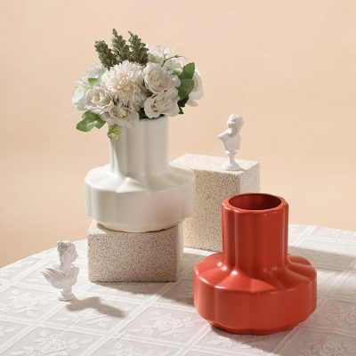 Plastic Pot 1 24 400x400