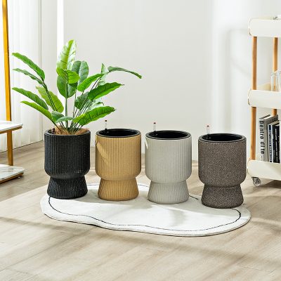 Plastic Pots 2 22 400x400