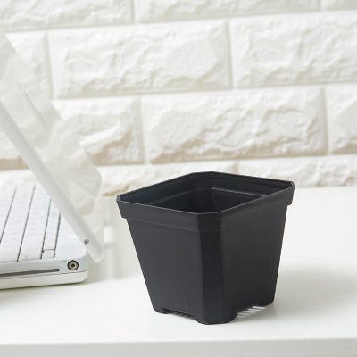 Plastic Pots 5 19 400x400