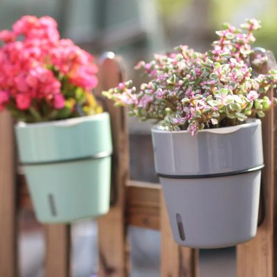 Plastic Pots 5 31 400x400
