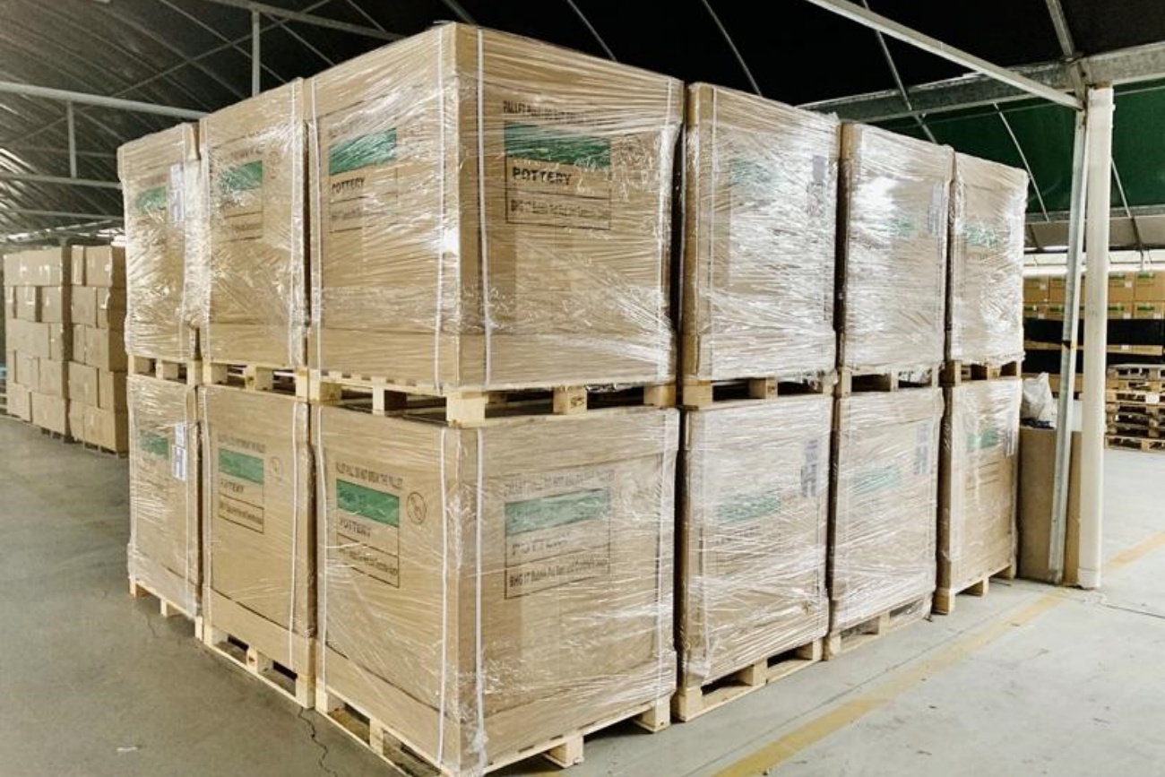 Export Cartons Pallet Wrapping and Warehouse Storage