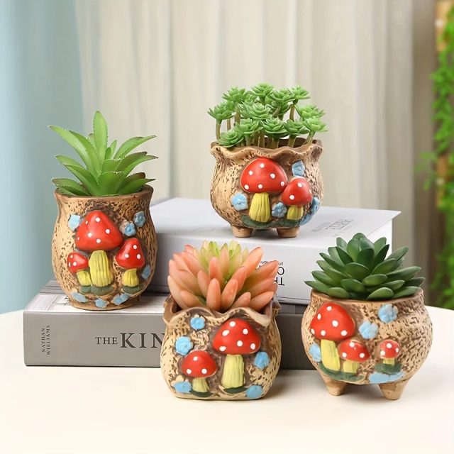 Ceramic pots (1)