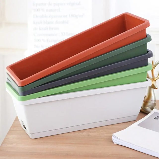 Large plastic pots (2)