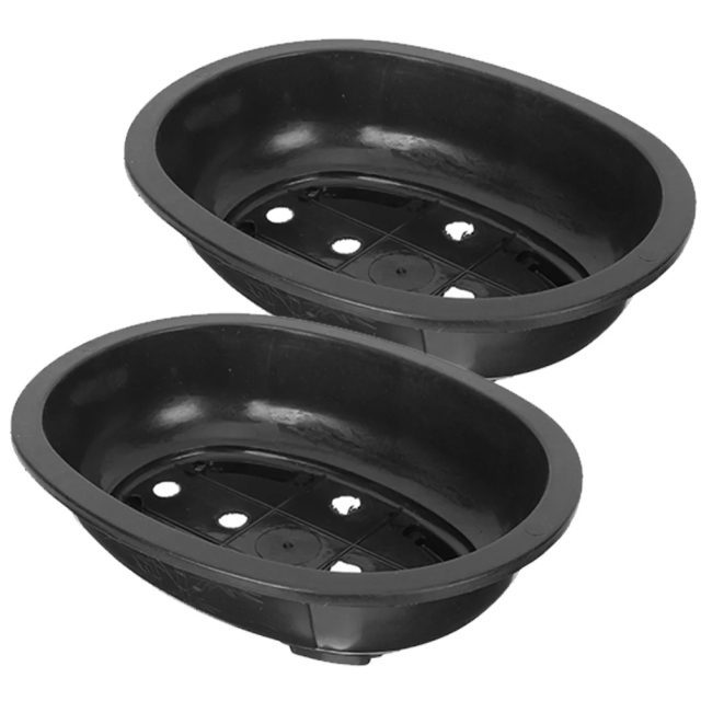 Large plastic pots (6)