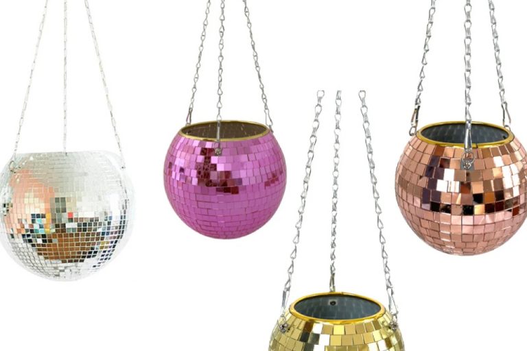 Plastic Hanging Baskets (1)