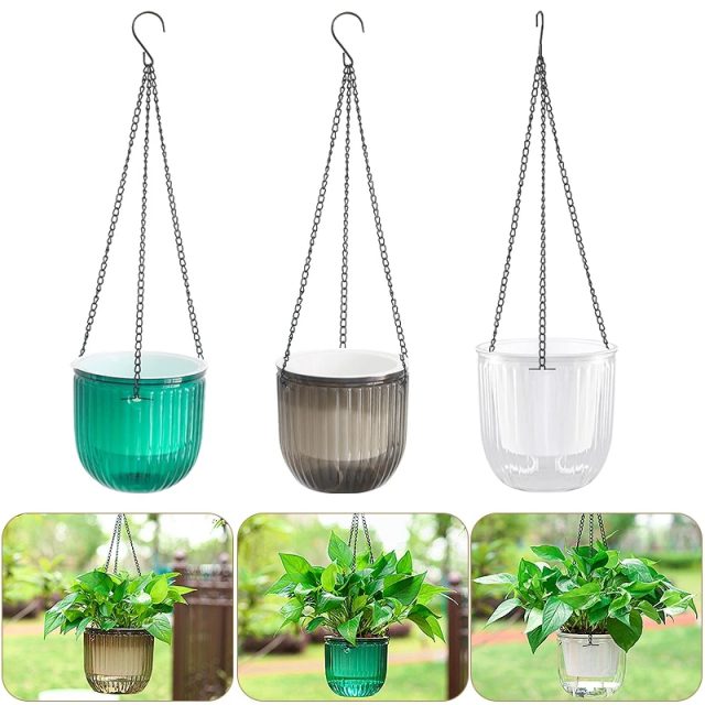Plastic hanging baskets (6) Plastic hanging baskets (6)